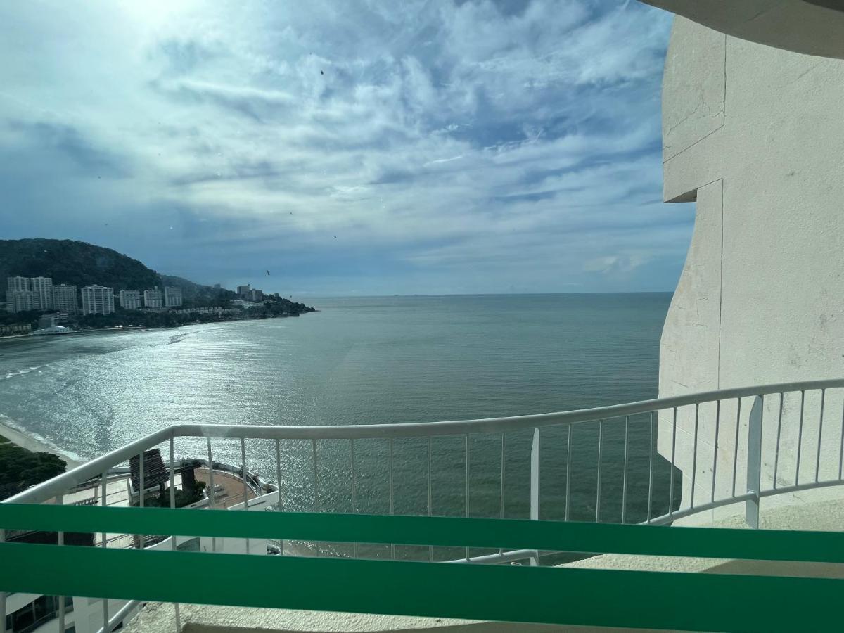 Paradise By The Sea In Penang By Veron At Rainbow Paradise Танджунг-Бунгах Екстер'єр фото