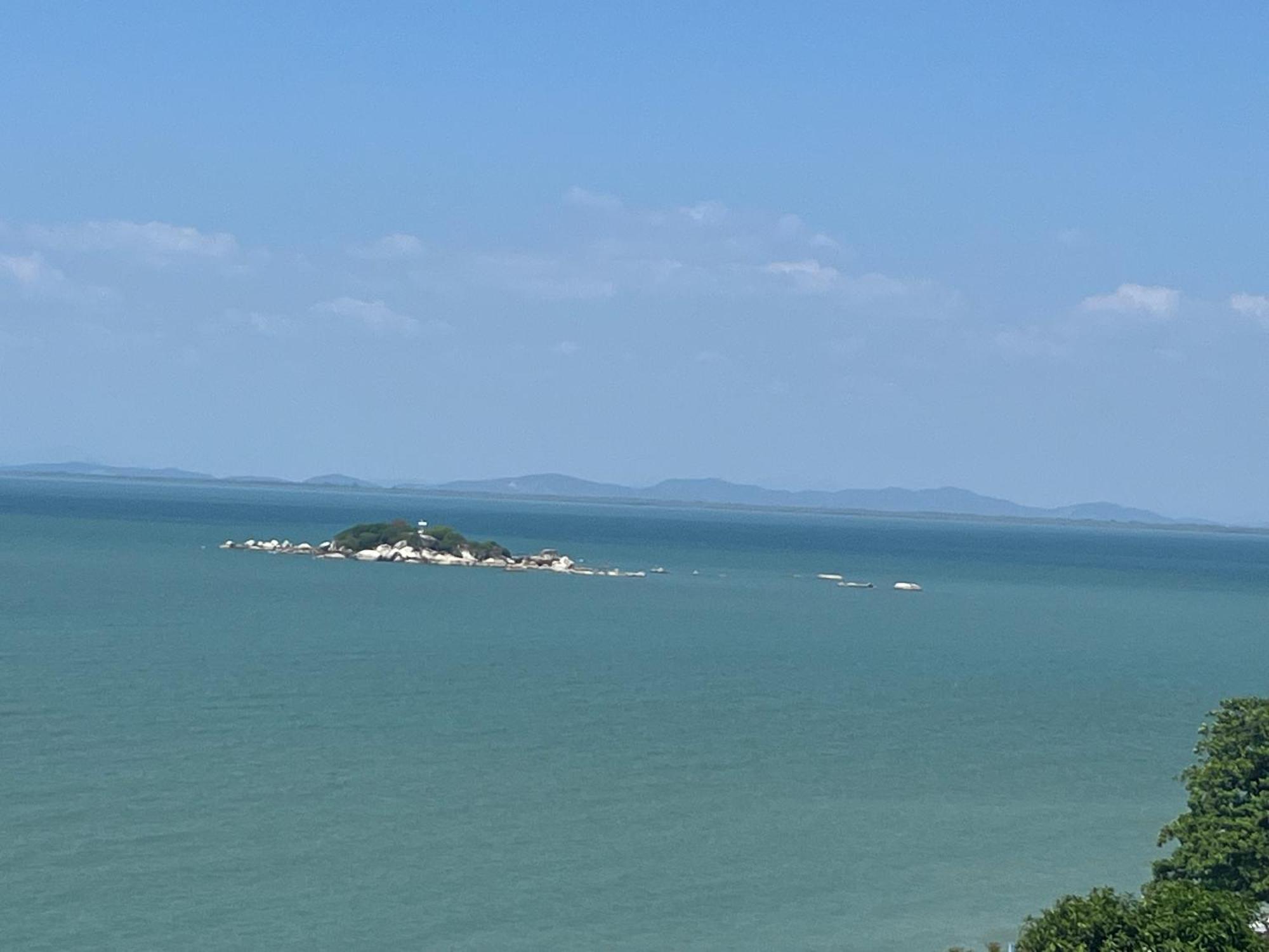 Paradise By The Sea In Penang By Veron At Rainbow Paradise Танджунг-Бунгах Екстер'єр фото